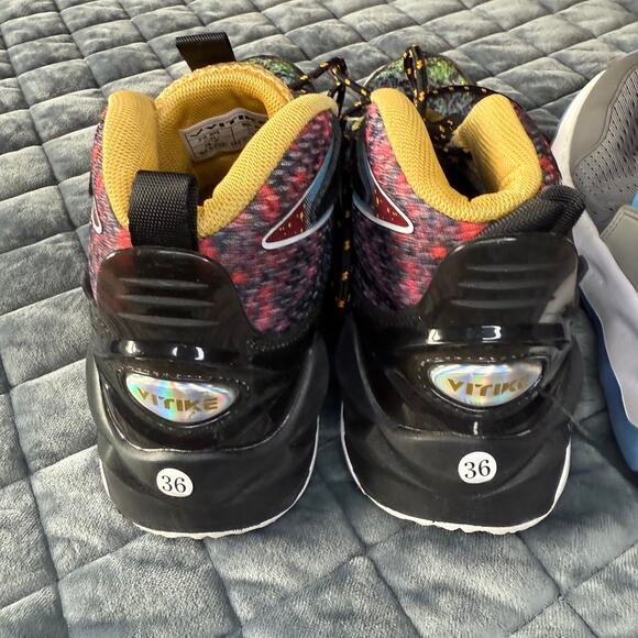 Boys size 4 youth shoe bundle of 3 - Picture 4 of 6